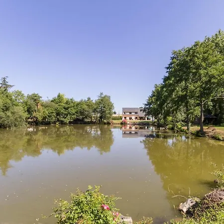 Maison De 5 Chambres A Le Val Saint Pere Avec Piscine Partagee Jardin Clos Et Wifi A 15 Km De La Plage Tatil Evi *