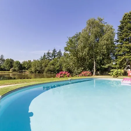 Maison De 5 Chambres A Le Val Saint Pere Avec Piscine Partagee Jardin Clos Et Wifi A 15 Km De La Plage Tatil Evi Le Val-Saint-Père
